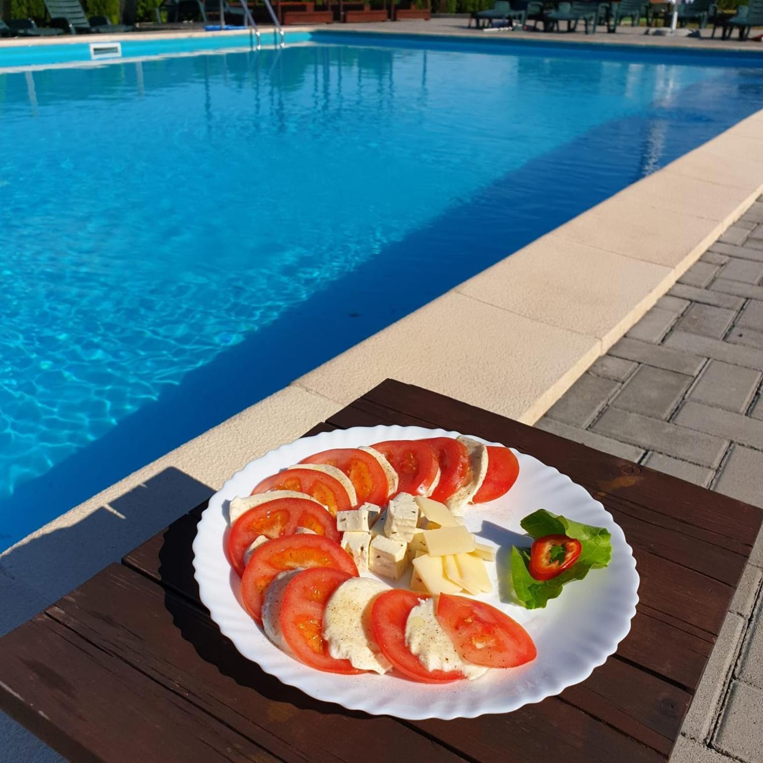 Hanul Lui Bogdan Economy INN Făget Extérieur photo